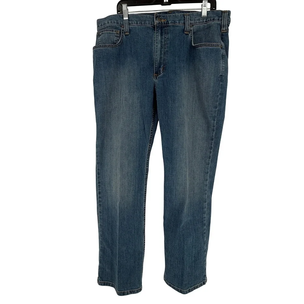 Carhartt Relaxed Fit Straight Leg Jeans Mens 38x30 Medium Wash Blue 102804-964